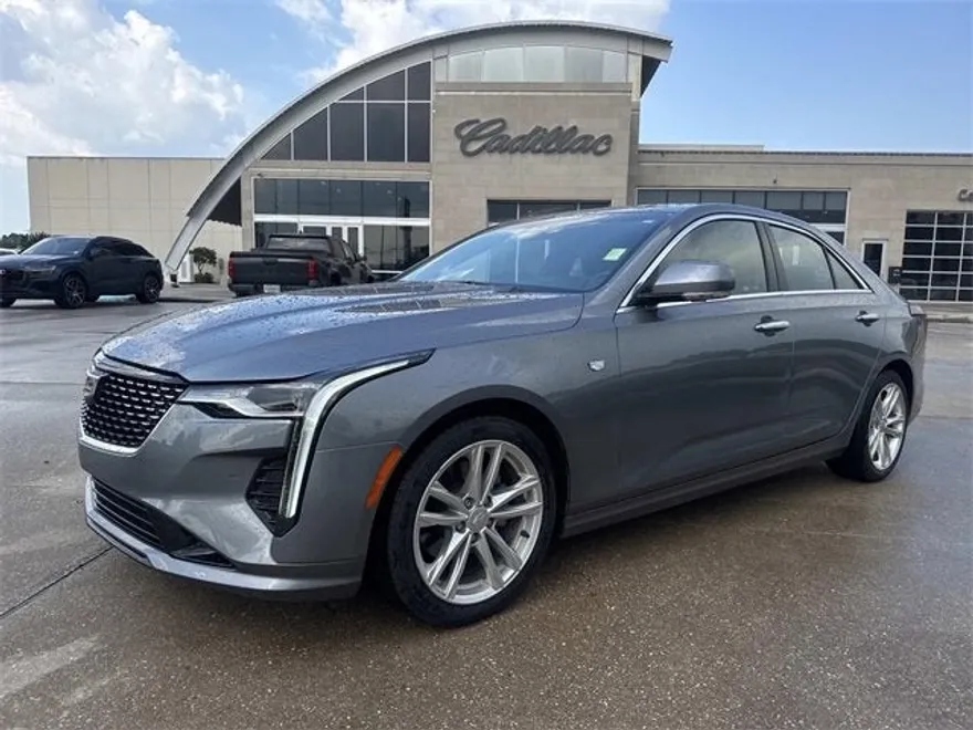 2021 Cadillac CT4 Luxury photo 1