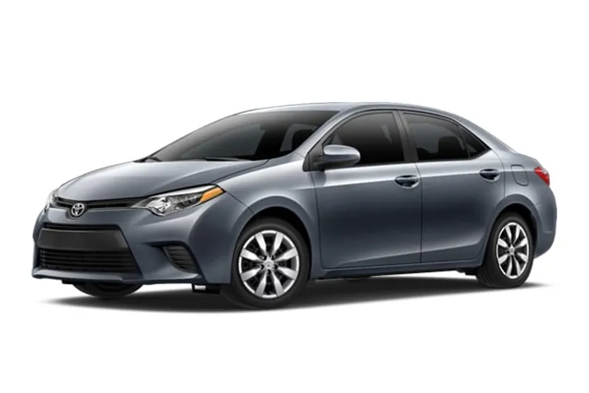 2015 Toyota Corolla LE photo 1