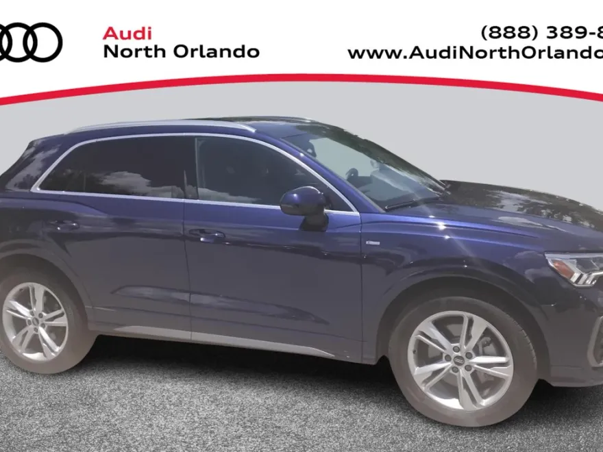 2022 Audi Q3 S line Premium Plus photo 1