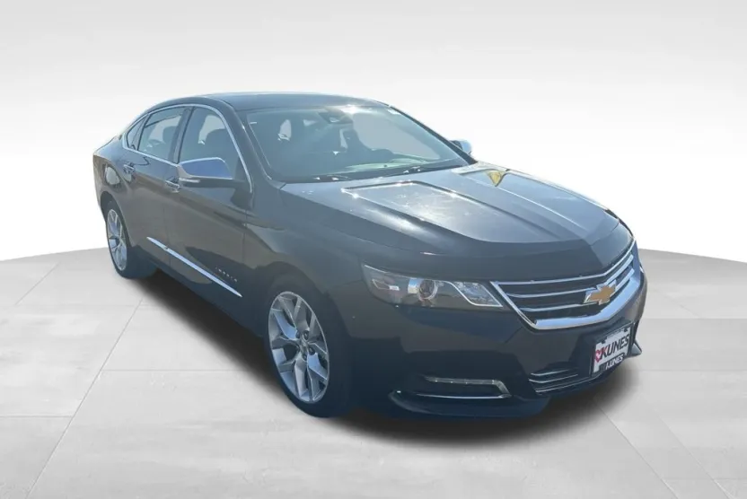 2017 Chevrolet Impala Premier photo 1