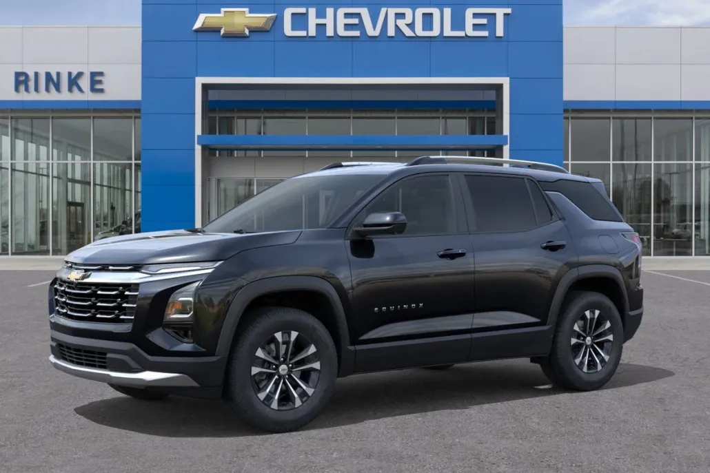 2025 Chevrolet Equinox LT photo 1