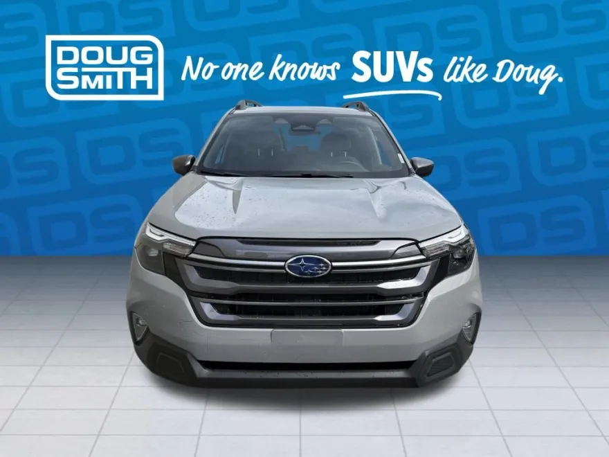 2025 Subaru Forester Premium photo 1