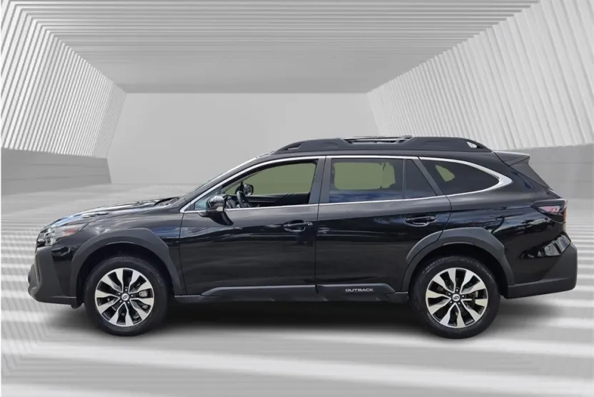 2023 Subaru Outback Limited photo 1