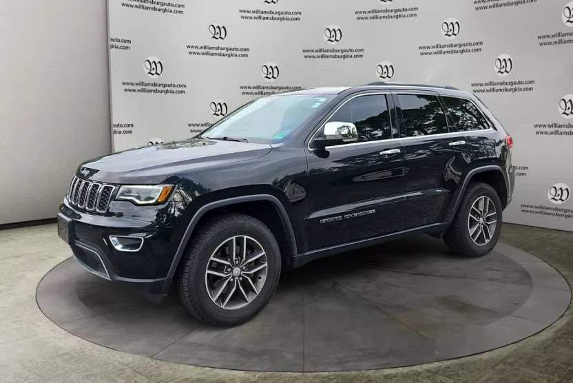 2017 Jeep Grand Cherokee Limited photo 1