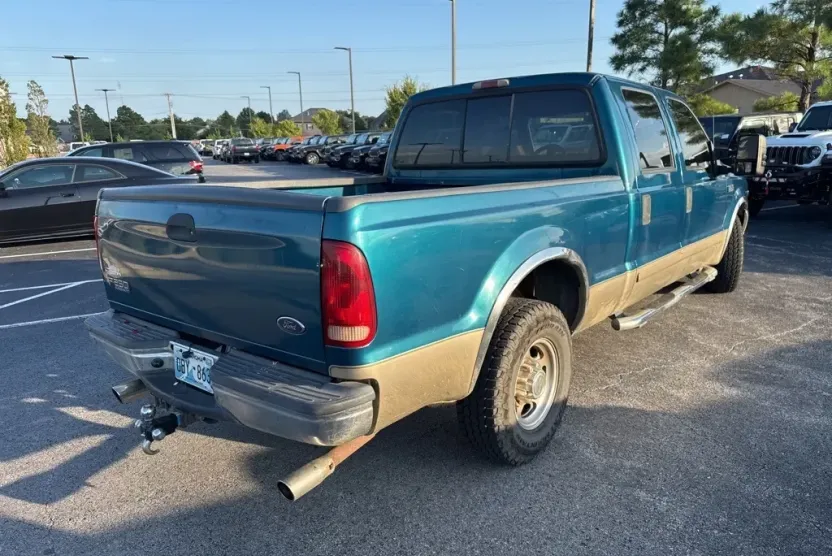 2001 Ford F-250 photo 1