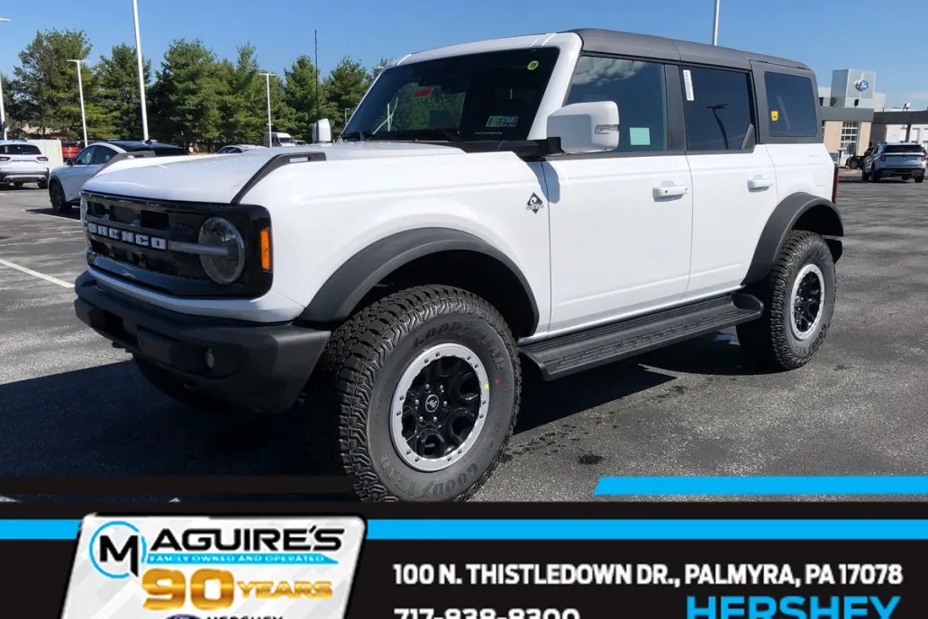 2025 Ford Bronco Outer Banks photo 1