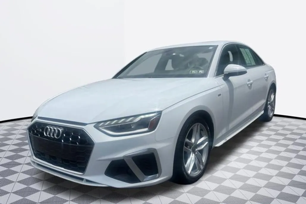2023 Audi A4 45 S line Premium Plus photo 1
