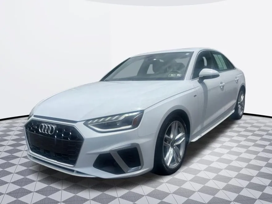 2023 Audi A4 45 S line Premium Plus photo 1