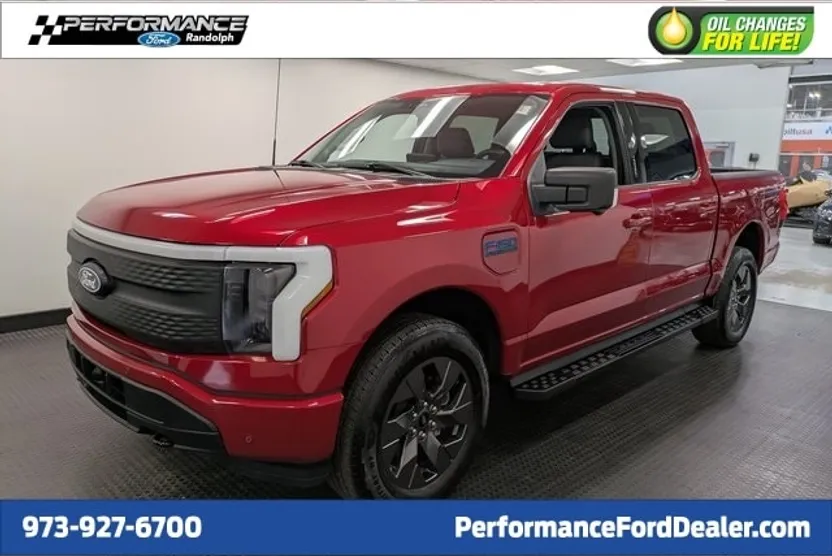 2024 Ford F-150 Lightning photo 1