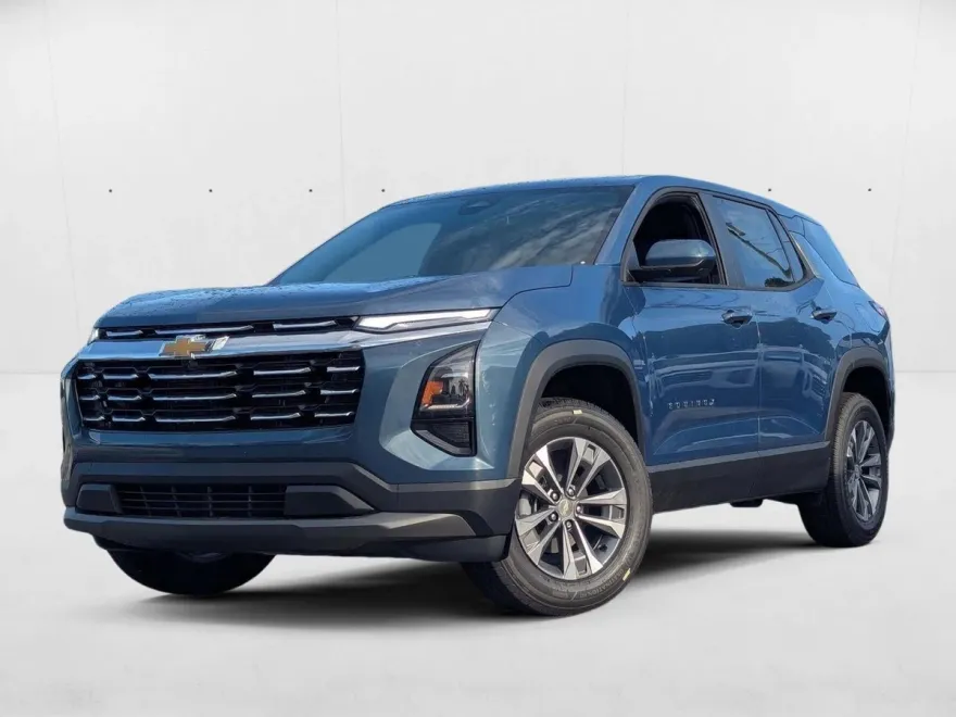 2026 Chevrolet Equinox LT photo 1