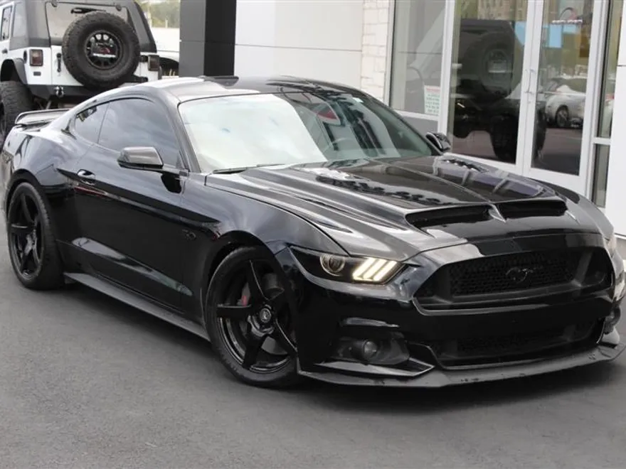 2015 Ford Mustang GT Premium photo 1