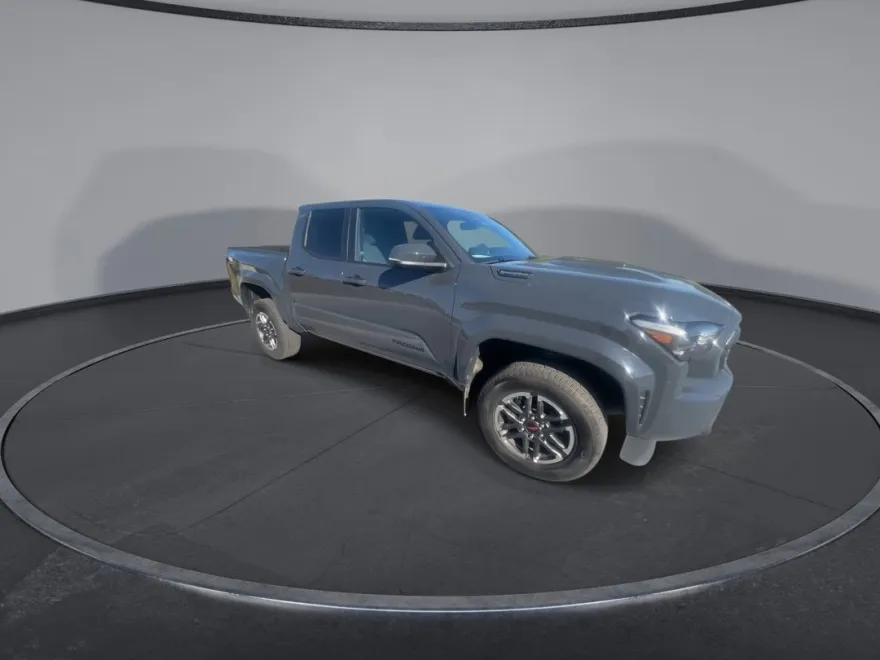 2024 Toyota Tacoma TRD Sport 4x4 photo 1
