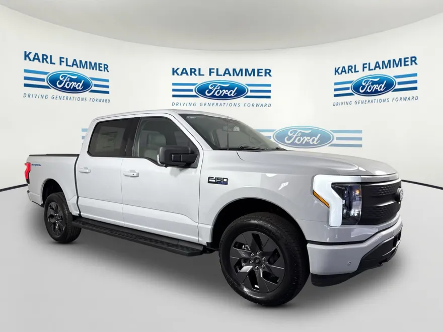 2025 Ford F-150 Lightning photo 1