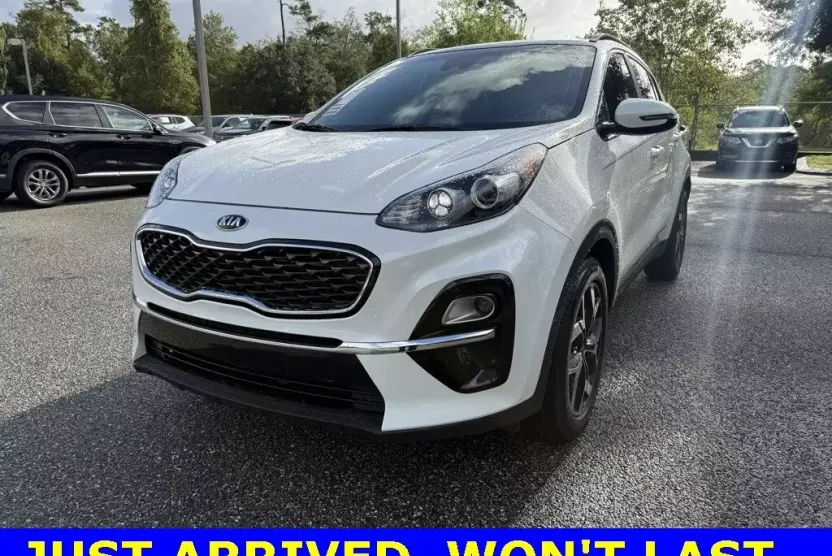 2022 Kia Sportage EX photo 1