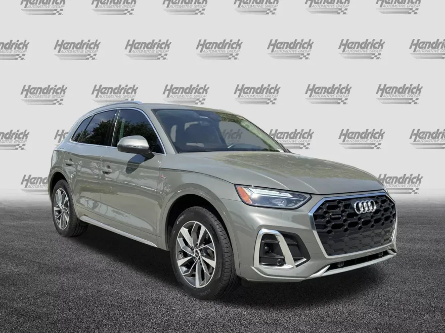 2023 Audi Q5 S line Premium Plus photo 1