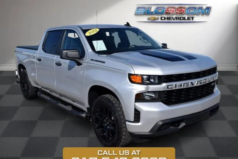 2022 Chevrolet Silverado 1500 Custom photo 1