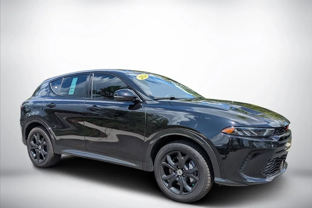 2024 Dodge Hornet R/T Plus photo 1