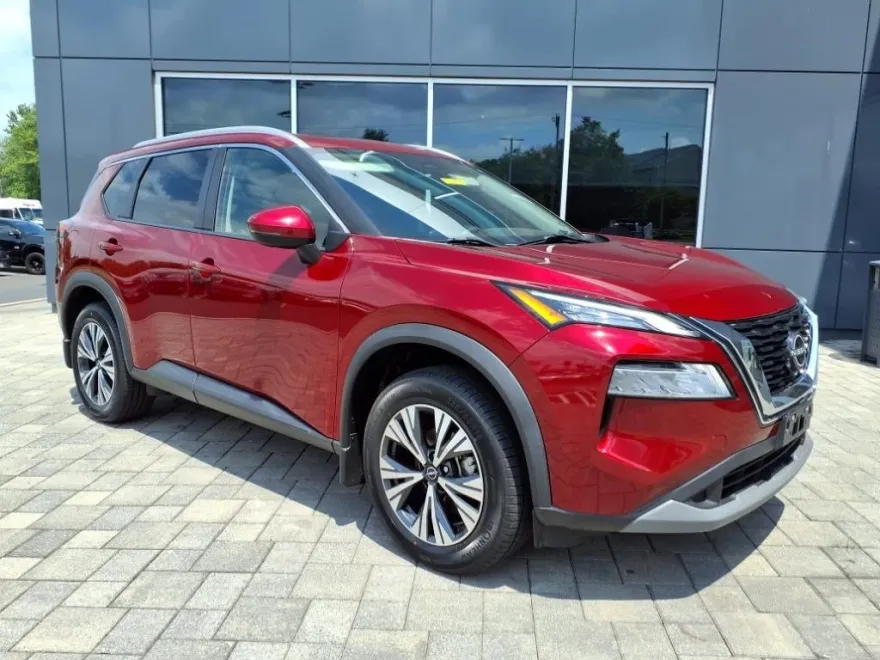 2022 Nissan Rogue SV photo 1