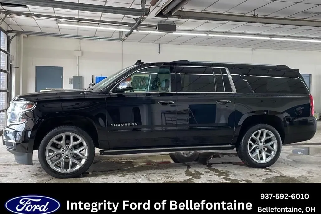 2019 Chevrolet Suburban Premier photo 1