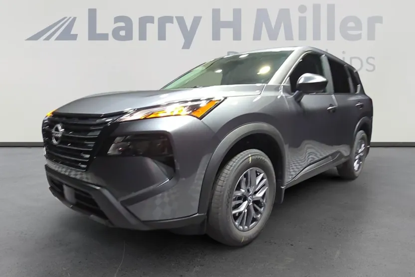 2026 Nissan Rogue S photo 1