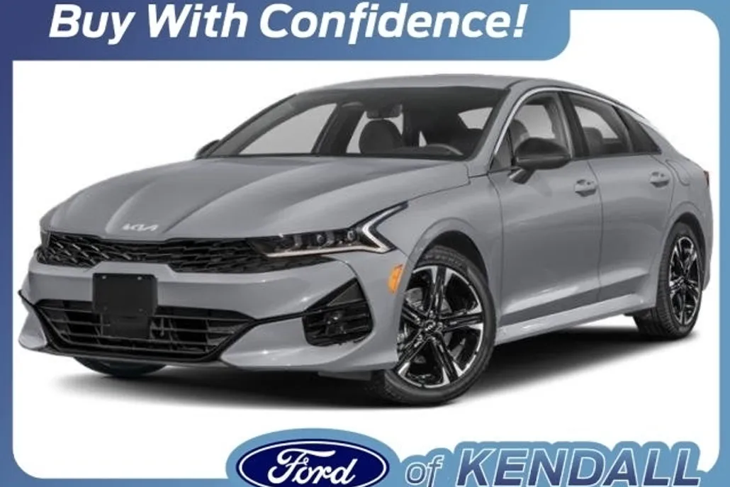 2023 Kia K5 GT-Line photo 1