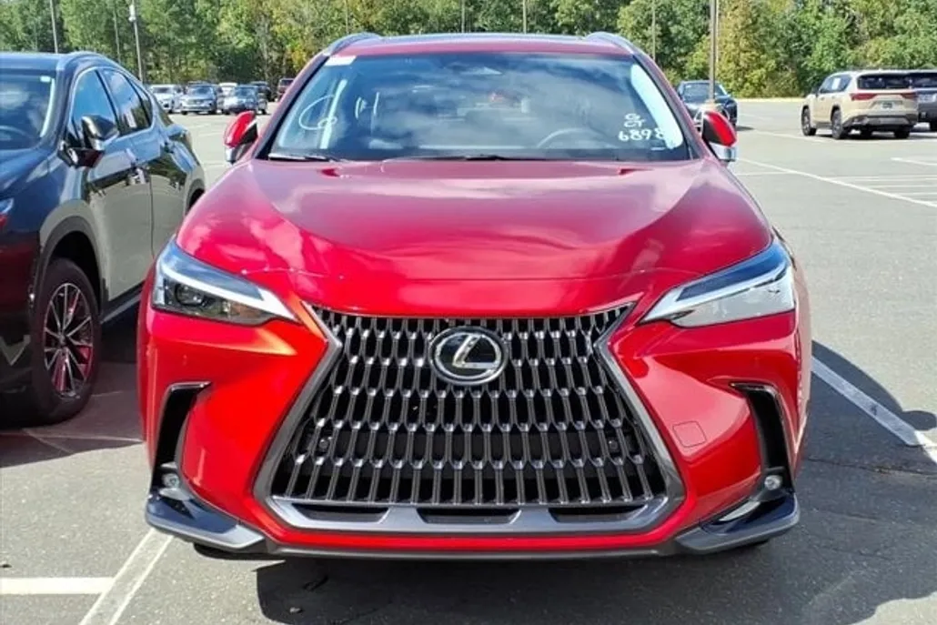 2026 Lexus NX 350h Premium photo 1