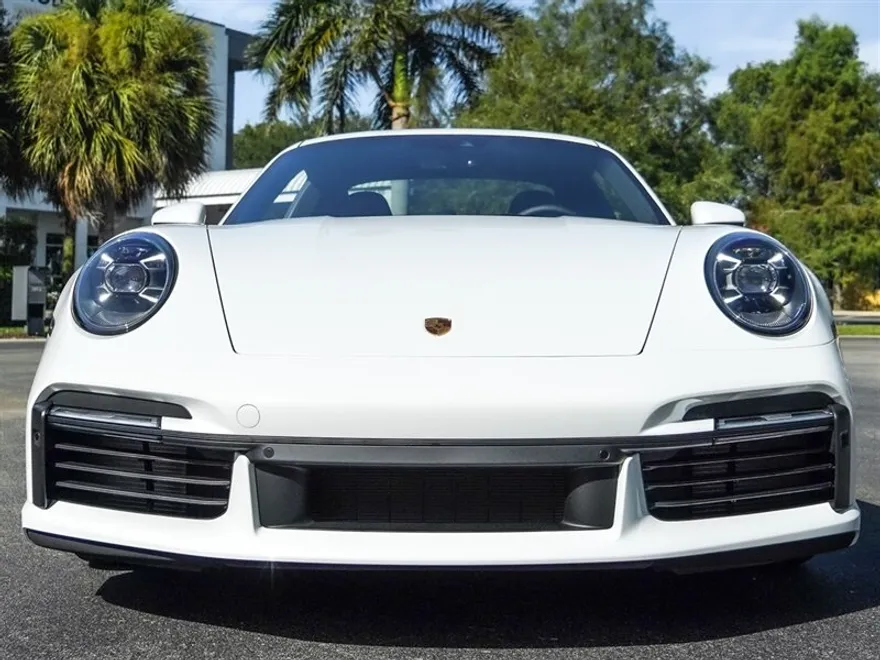 2022 Porsche 911 Turbo S photo 4