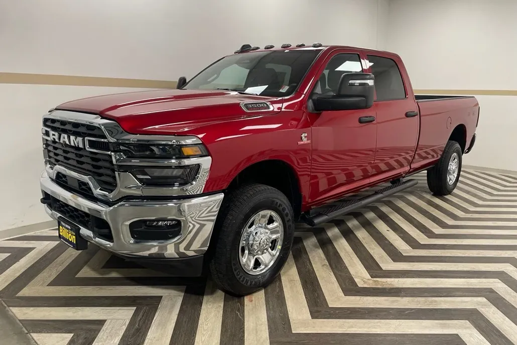 2025 Ram 3500 Tradesman photo 1