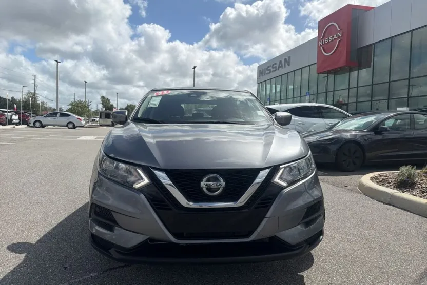2022 Nissan Rogue Sport S photo 1