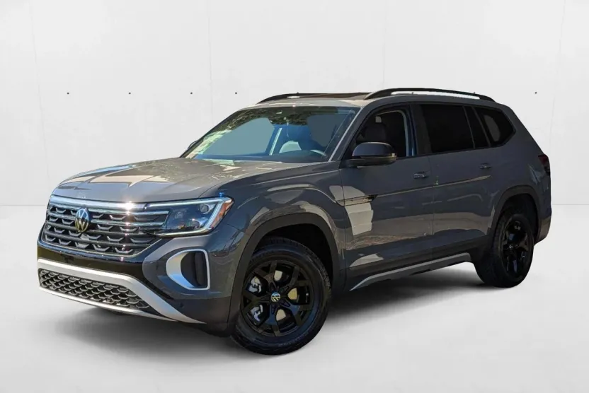 2025 Volkswagen Atlas Peak Edition SE photo 1