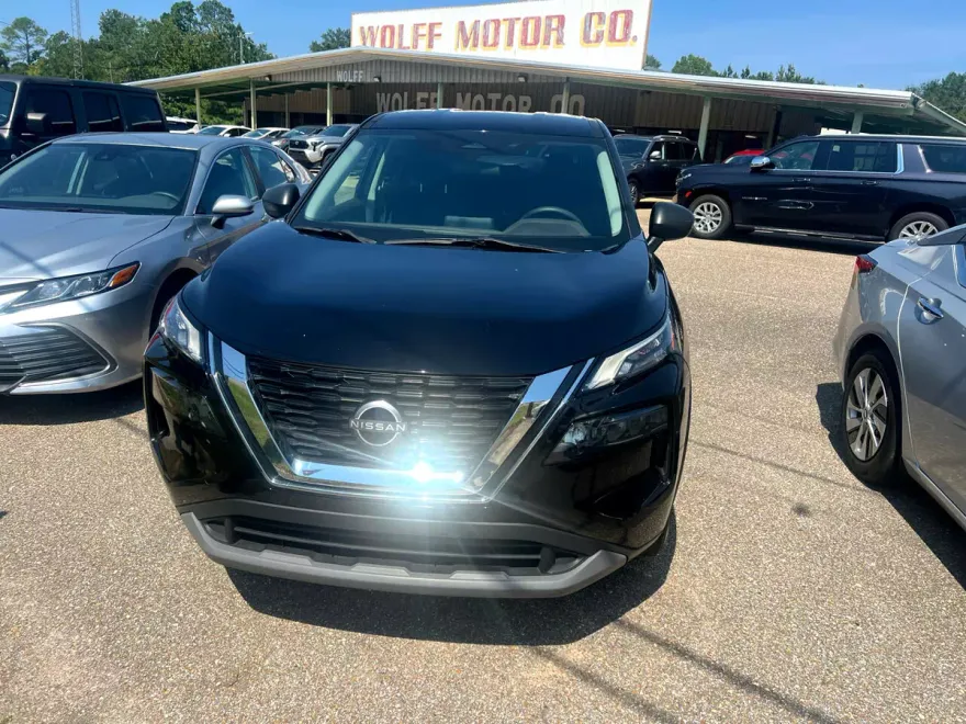 2023 Nissan Rogue AWD S photo 1
