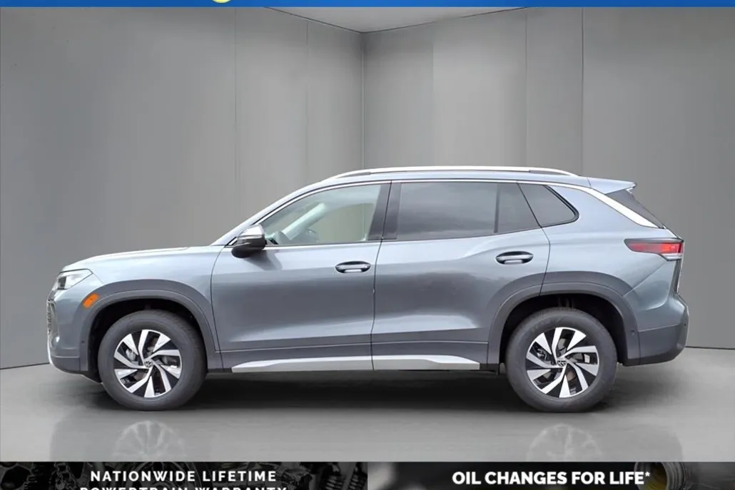 2025 Volkswagen Tiguan S photo 1