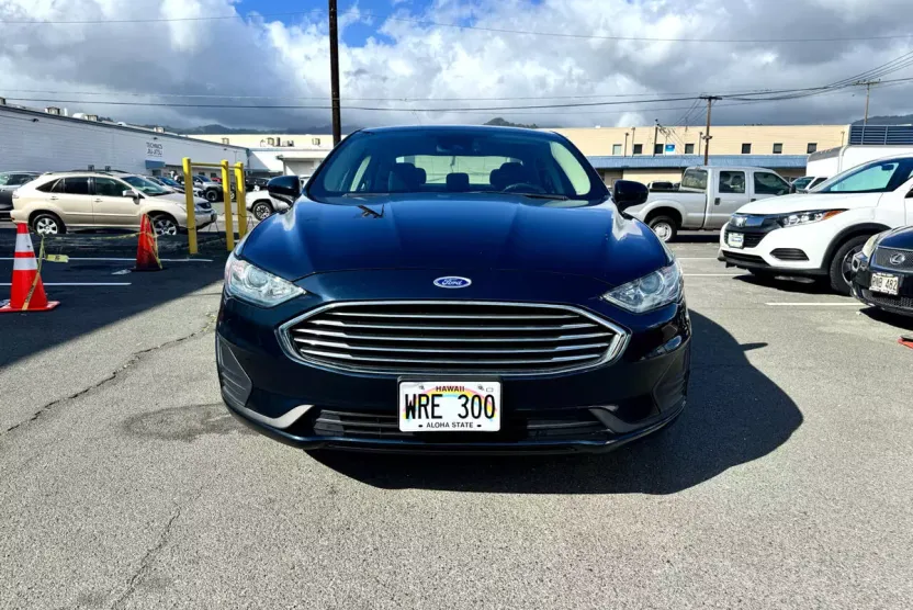 2020 Ford Fusion SE photo 1