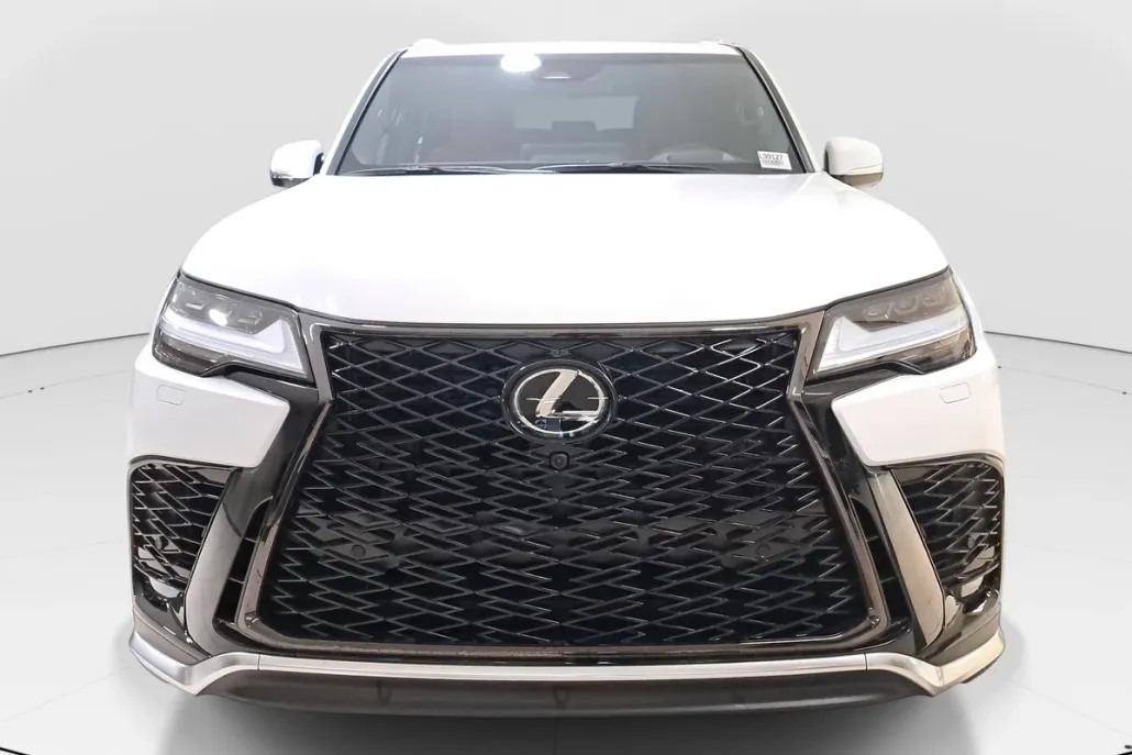 2025 Lexus LX F SPORT Handling photo 1