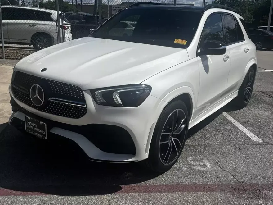 2023 Mercedes Benz GLE 450 4MATIC photo 1