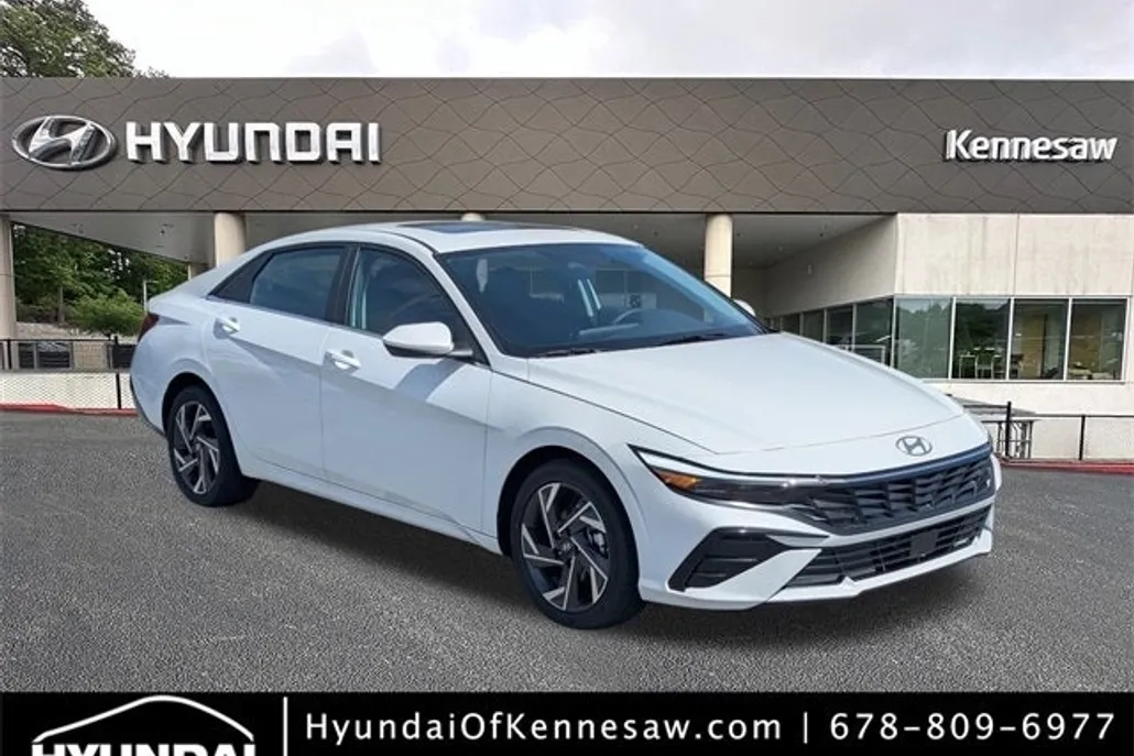 2025 Hyundai Elantra SEL Convenience photo 1