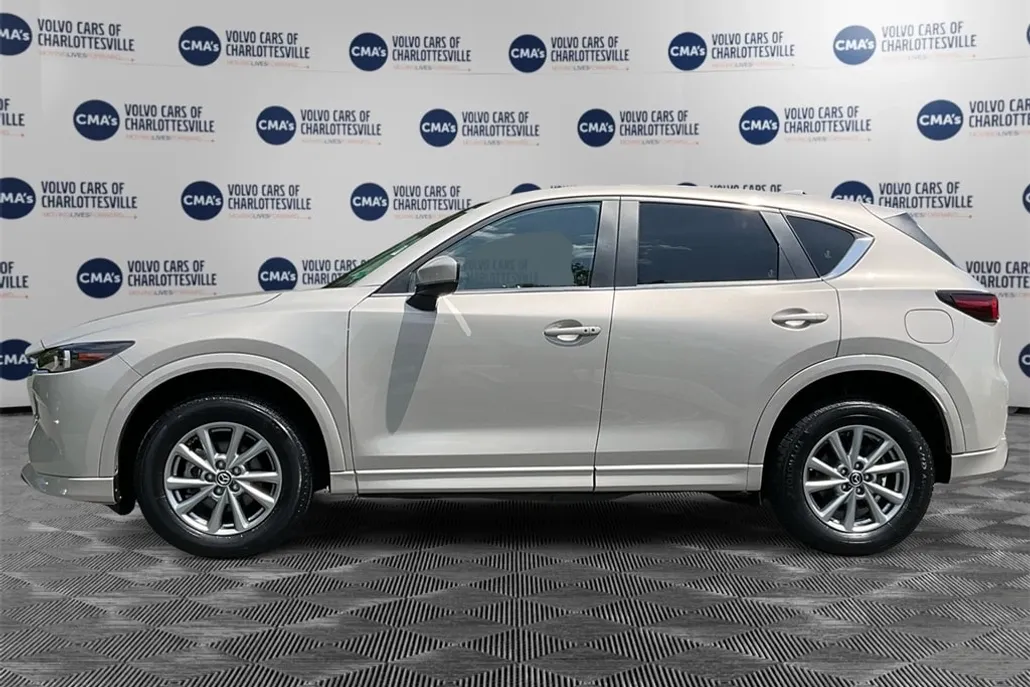 2024 Mazda CX-5 2.5 S Preferred photo 1