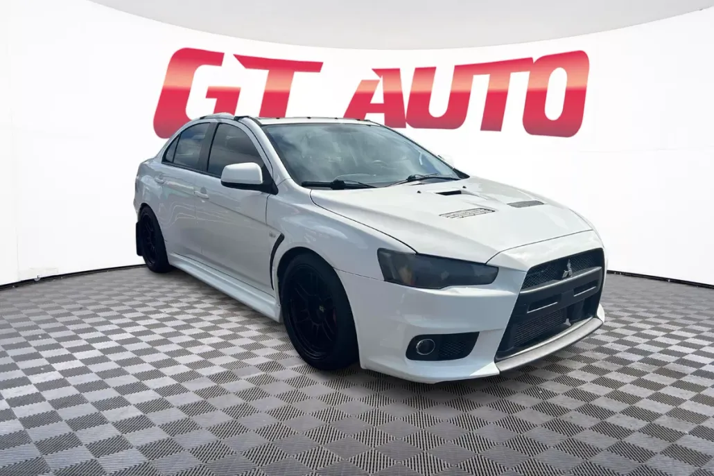 2011 Mitsubishi Lancer Evolution GSR photo 1