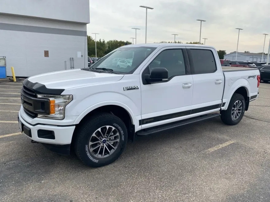 2020 Ford F-150 XLT photo 1