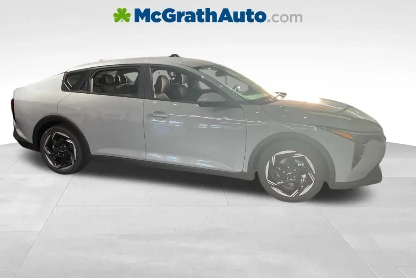 2025 Kia K4 EX photo 1