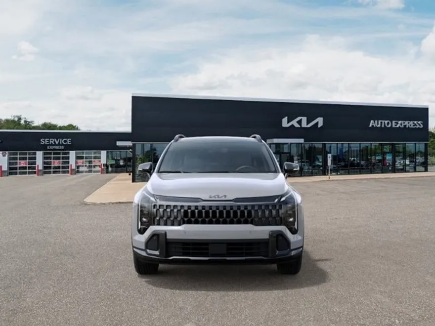 2026 Kia Sportage X-Line photo 2