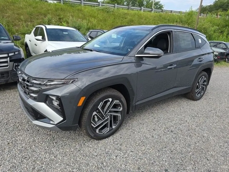 2025 Hyundai Tucson Limited photo 1