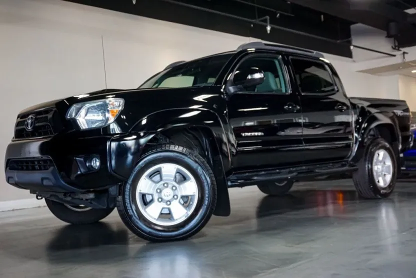 2015 Toyota Tacoma TRD Sport 4x4 V6 photo 1