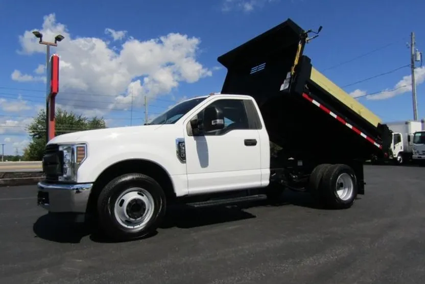 2018 Ford F-350 photo 1