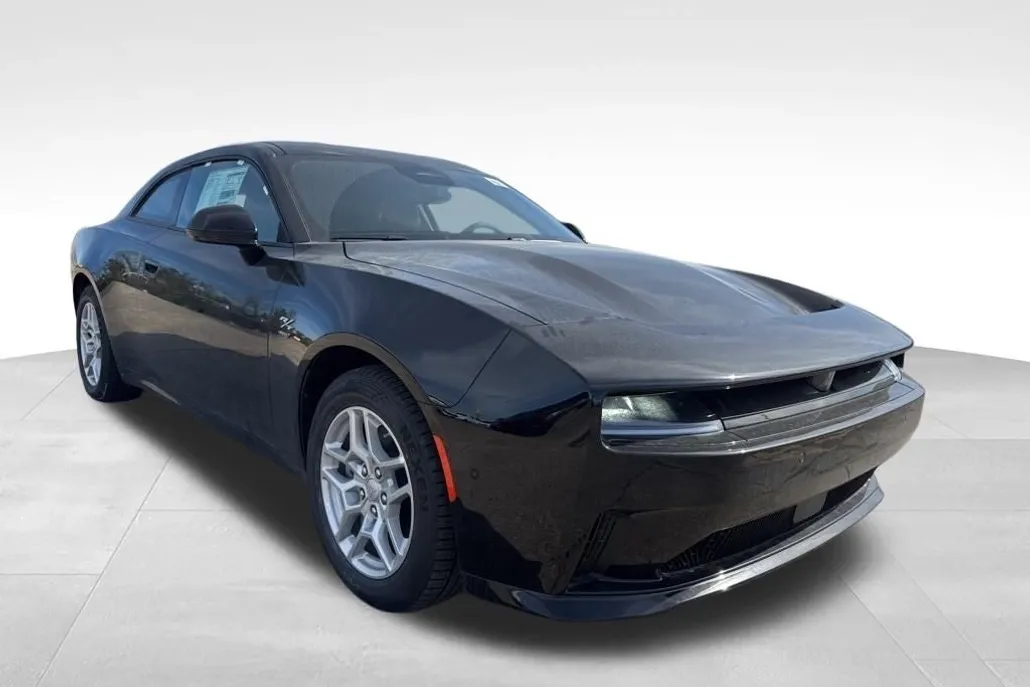 2025 Dodge Charger Daytona R/T AWD photo 1