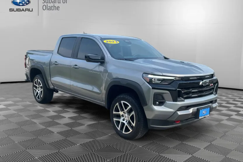 2023 Chevrolet Colorado Z71 photo 1