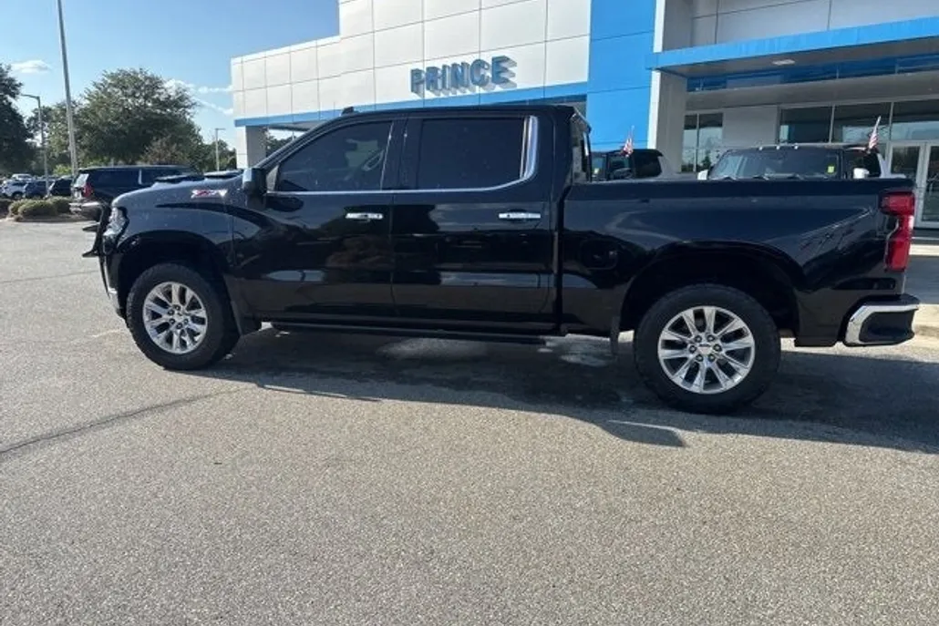 2019 Chevrolet Silverado 1500 LTZ photo 1