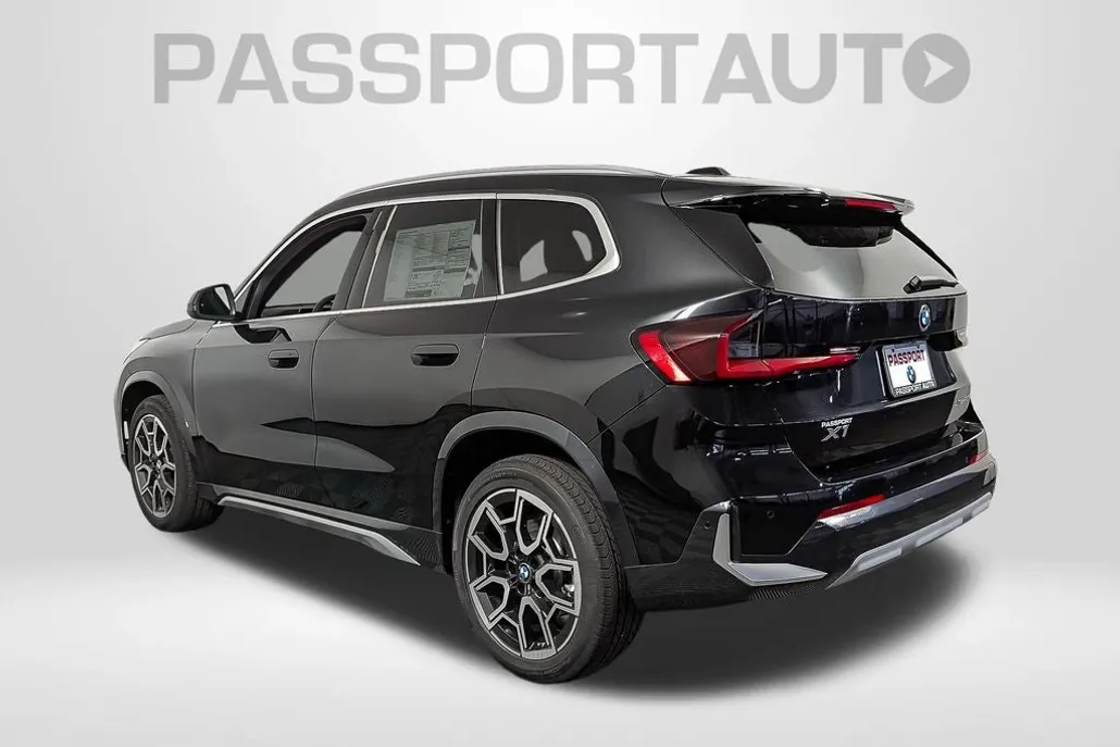 2025 Bmw X1 XDrive28i photo 1