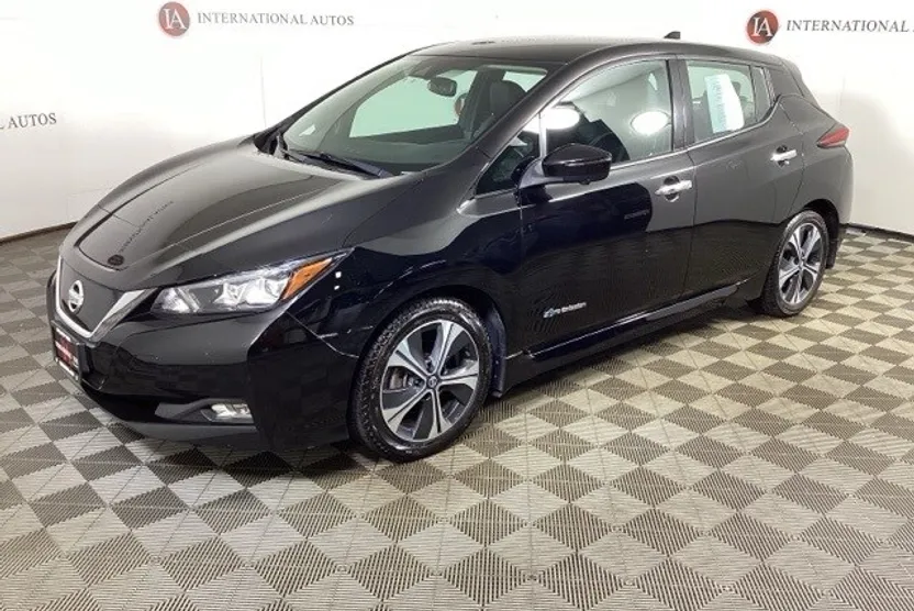 2018 Nissan Leaf SL photo 1