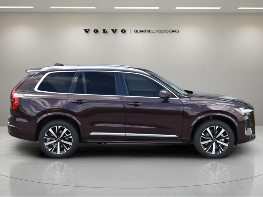 2026 Volvo XC90 Core photo 1